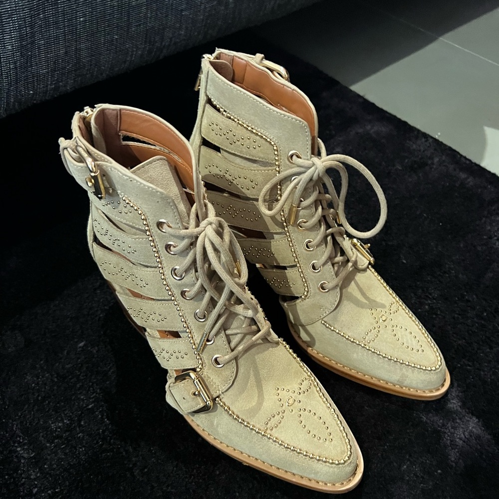 COACH ANKLE BOOTS WITH GOLD DETAILS